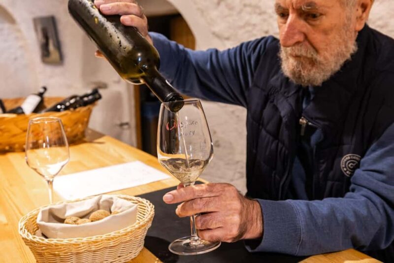 Santorini: Wine Tasting with Local Guide - Experience the Best of Santorinis Wines with a Private Guide and Exclusive Locations