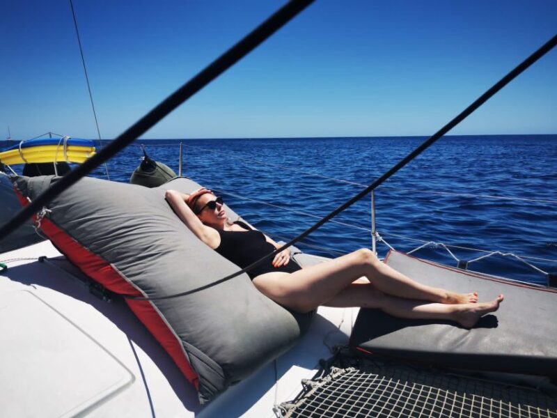 Santorini:Catamaran: private cruise with food & drinks - Key Points