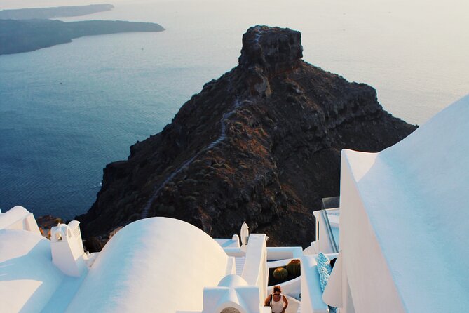 Santorini's Story. Insta and TikTok Experience. Private tour - The Volcanic Majesty of Red Beach