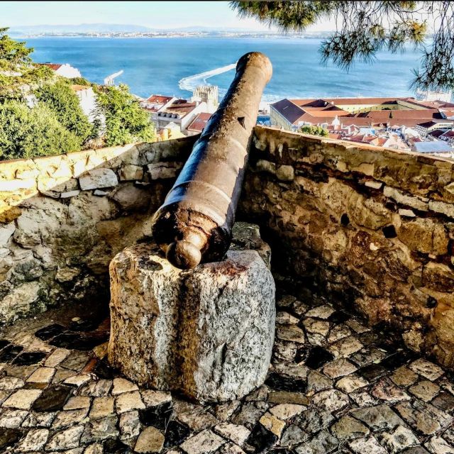São Jorge Castle Skip-the-line Entry Ticket - Why Choose This Tour Over Other Castle Visits?