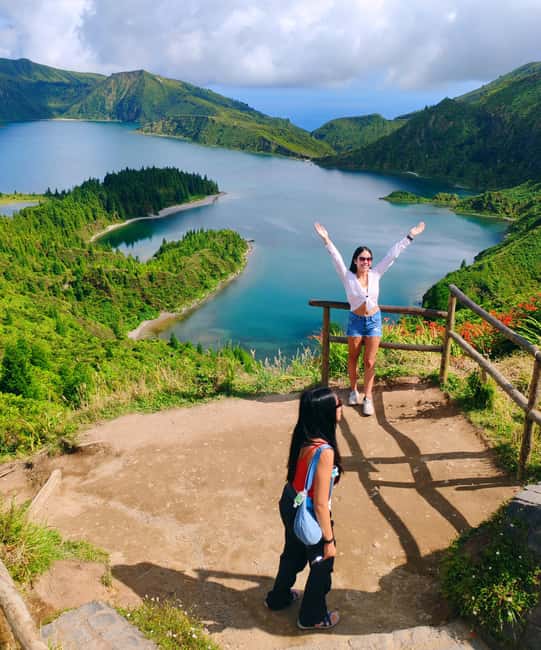 São Miguel 2-Day Tour: Sete Cidades, Fogo, Furnas & Nordeste - Discover São Miguel in Just 2 Days