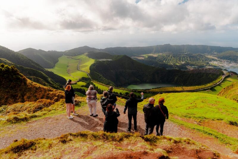 Sao Miguel: Buggy Tour Around Sete Cidades Volcano - Exploring Sete Cidades from the Buggies
