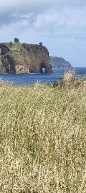 São Miguel: Full day tour 7 Cidades lakes/Fire Lake - Fire Lake and Its Unique Setting