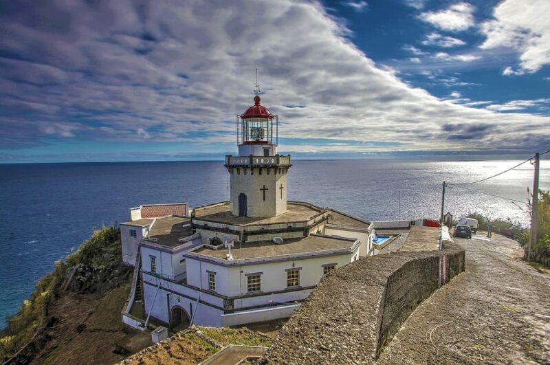 São Miguel Island: 3-Days Guided Island Tour - Visiting the Iconic Arnel Lighthouse and the Fishing Village of Nazaré