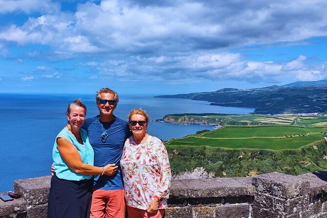 São Miguel: Majestic North Tour (Local Lunch Incl.) - Discovering Waterfalls and Natural Parks