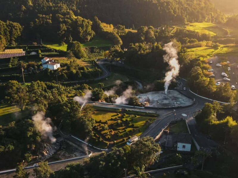São Miguel Private Jeep 4×4  Furnas & East - Exploring the Geothermal Wonders of Furnas