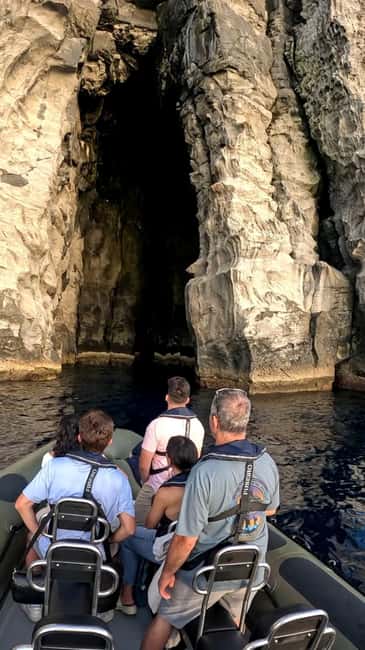 São Miguel: Sunset Boat Tour Golden Light, Cliffs & Caves - Discovering Ponta do Ermo and the Volcanic Cliffs