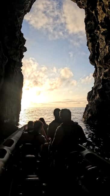 São Miguel: Sunset Boat Tour Golden Light, Cliffs & Caves - End of the Tour at Rabo de Peixe Village