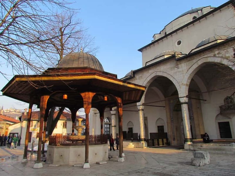 Sarajevo: Discover Sarajevo Walking Tour with Local Guide - Unique Aspects That Set This Tour Apart