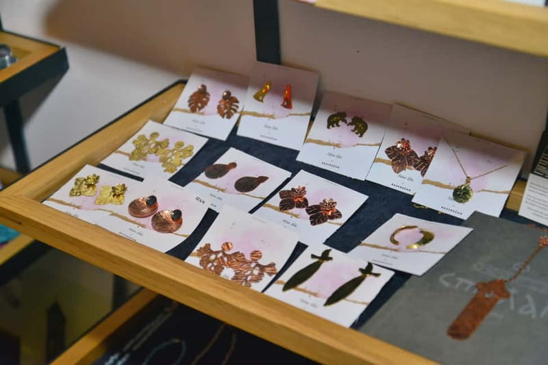 Sarajevo: Food And Crafts tour - Bosnian Carpets and Market Walks