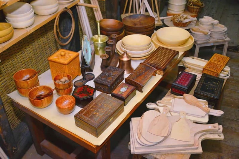 Sarajevo: Food And Crafts tour - Modern Bosnian Design and Art