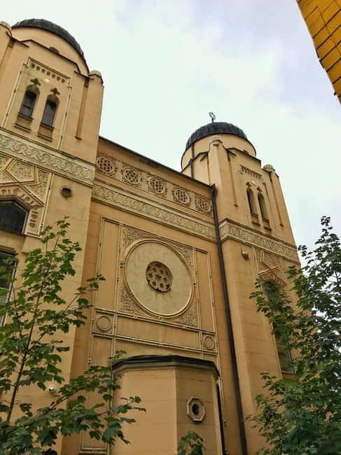 Sarajevo: Jewish Heritage Tour with Entry Tickets - Explore 500 Years of Jewish Heritage in Sarajevo