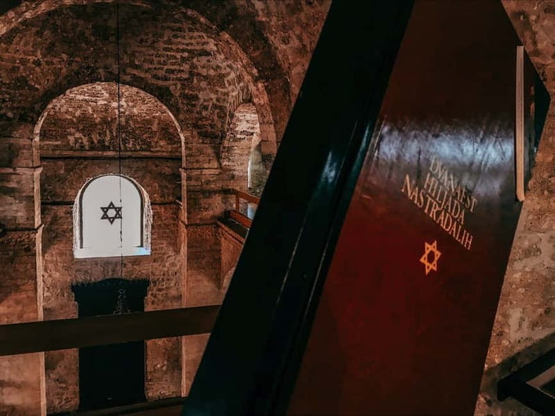 Sarajevo: Jewish Heritage Tour with Entry Tickets - Key Points