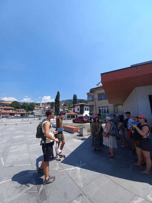 Sarajevo Old Town: Bosnian Coffee, Baklava & Panoramic Views - Discover Sarajevo’s Architectural Landmarks and Historical Events