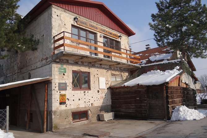 SARAJEVO SIEGE TIMES '92-'95 / Sarajevo Roses & Tunnel of Hope / - The Personal Connection and Guide Expertise