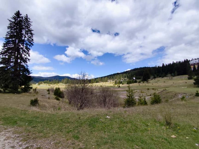 Sarajevo Sport tour: Olympic Mountains and Stadium Tour - Why This Tour is a Good Choice for Outdoor and History Enthusiasts