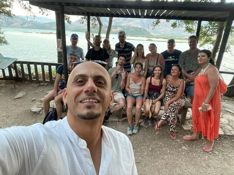 Saranda 1-Day: Butrint, Ksamil, Blue Eye & Lekuresi Castle - Ksamil Beaches and Islands: Picturesque Coastal Beauty