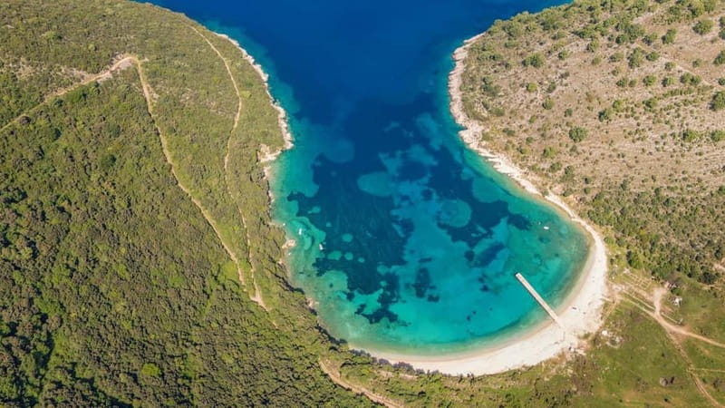 Saranda: Boat tour to 7 destinations including free umbrella - What the Tour Does Not Include: Food at Restaurants