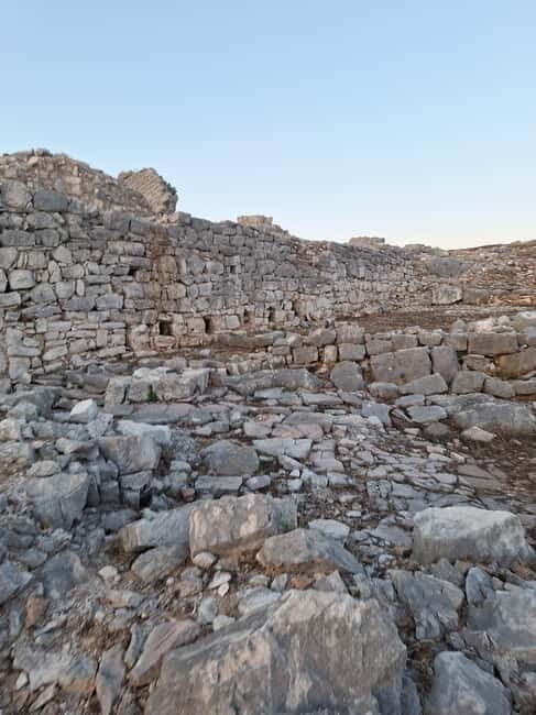 Saranda: Communism, Panoramic Views, Monastery & Mosque Tour - Learning About Islam at a Local Mosque