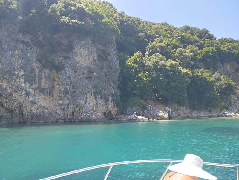 Saranda: Private Boat Tour with Swimming and Beach Time - Ideal for Relaxation and Seclusion Seekers