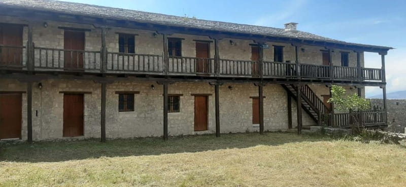 Sarandë: Saint George Monastery Tour - Exploring the Saint George Monastery Complex