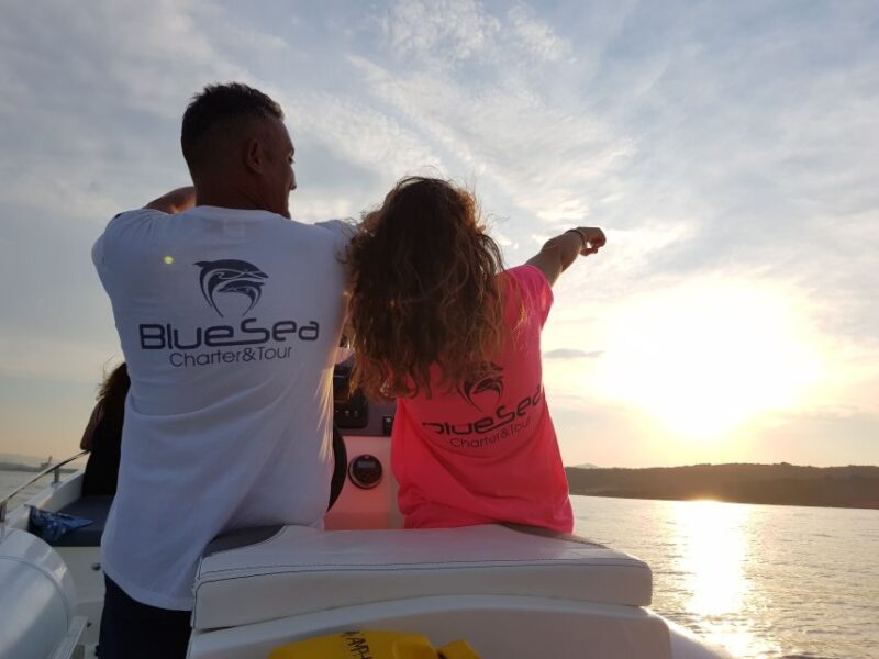 Sardegna: Tavolara Boat Tour with Snorkeling - Enjoying Sardinian Snacks and Aperitifs on Board