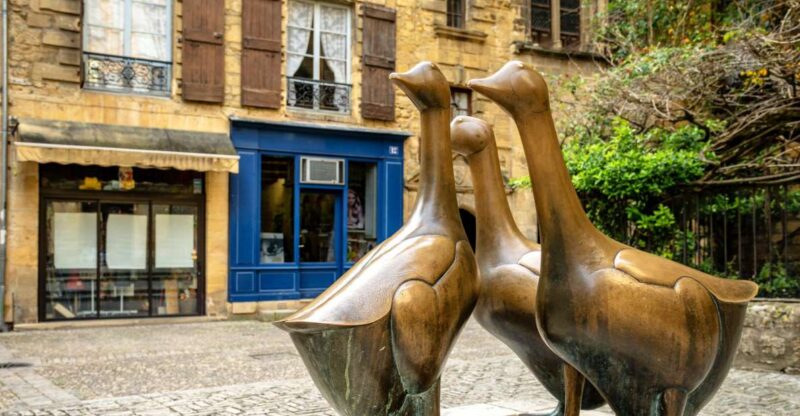 Sarlat Gourmet Tour & Market Visit with Tastings - Discovering Dordogne’s Famous Ingredients