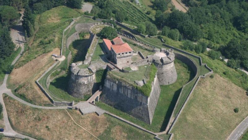 Sarzana: pesto experience at Sarzanello Fortress - Practical Details: Meeting Point and Booking Flexibility