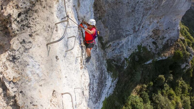 Sassari: Via Ferrata di Giorré in Cargeghe - The Climb on the Via Ferrata di Giorré in Cargeghe