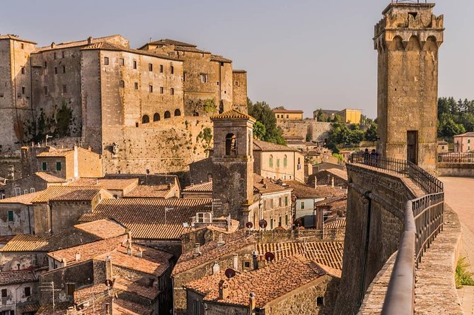 Saturnia and Città del Tufo in E Bike - Sovana: A Medieval Village Frozen in Time