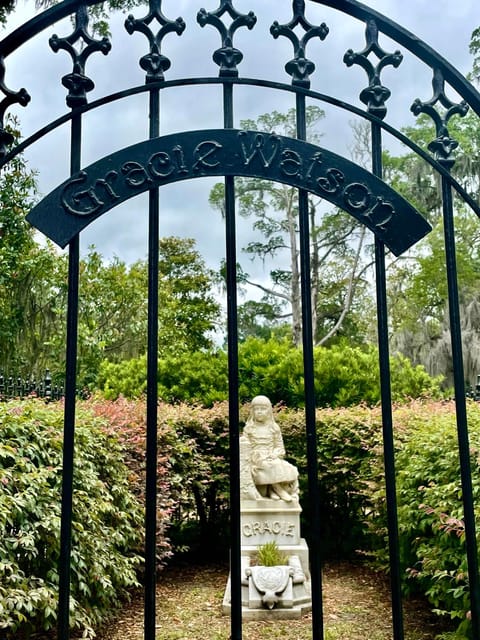 Savannah: Bonaventure Cemetery Golf Cart Guided Tour - Accessibility and Practical Tips