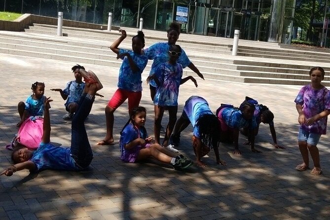 Savannah City Scavenger Hunt Excursion by Wacky Walks - How the App-Led Scavenger Hunt Works