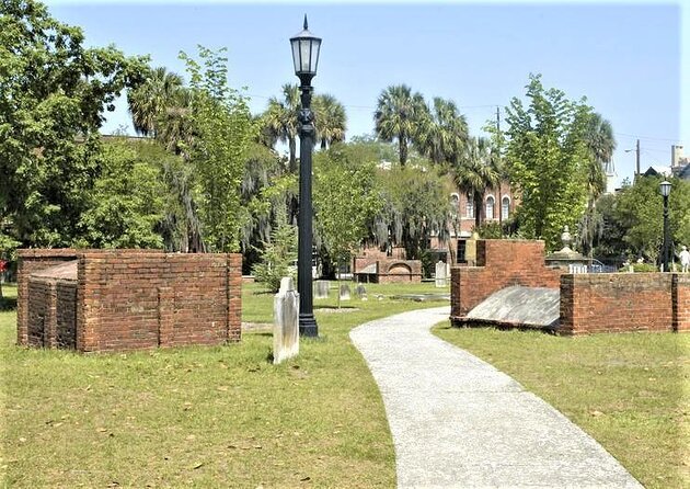 Savannah Ghost Tour for Adults ALL Alcoholic Drinks Included - Savannah Ghost Tour for Adults ALL Alcoholic Drinks Included: An Honest Look