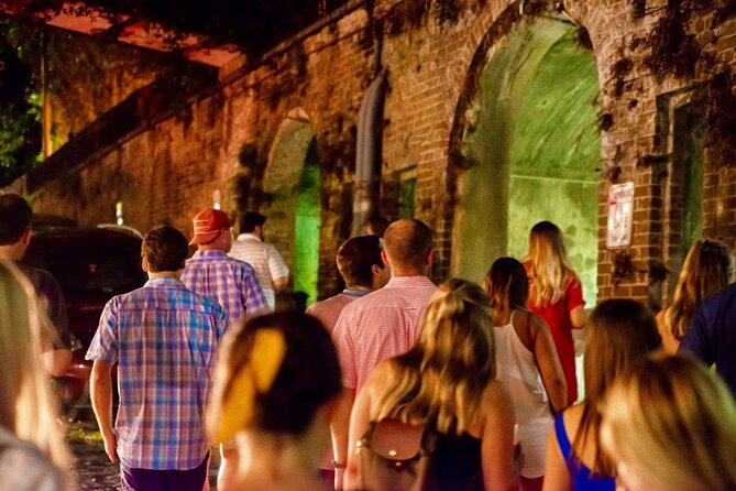 Savannah Ghost Tour for Adults ALL Alcoholic Drinks Included - Meet Your Guide and Their Style
