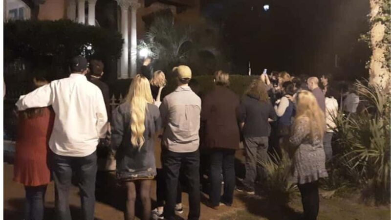 Savannah: Ghosts, Asylums, Voodoo, and Horror Walking Tour - Restless Spirits and Unexplained Phenomena