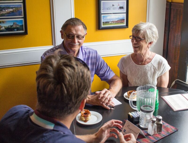 Savannah: Historic District Foodie Walking Tour - Savannah’s Historic District: A City of Architectural Splendor