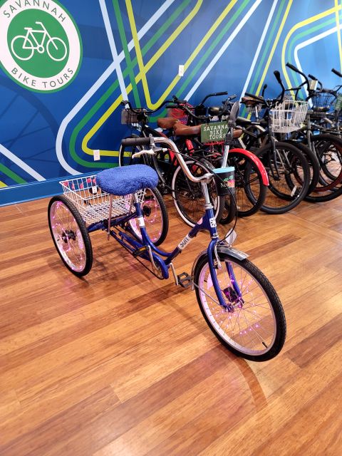 Savannah: Historical Bike Tour with Tour Guide - From the Old Town to Savannah Squares