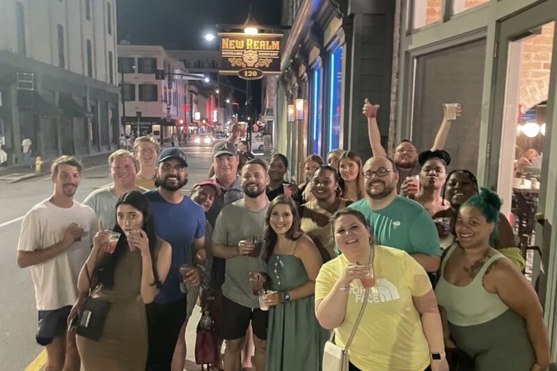 Savannah: Historical Pub Crawl Tour with Drinks Included - Key Points