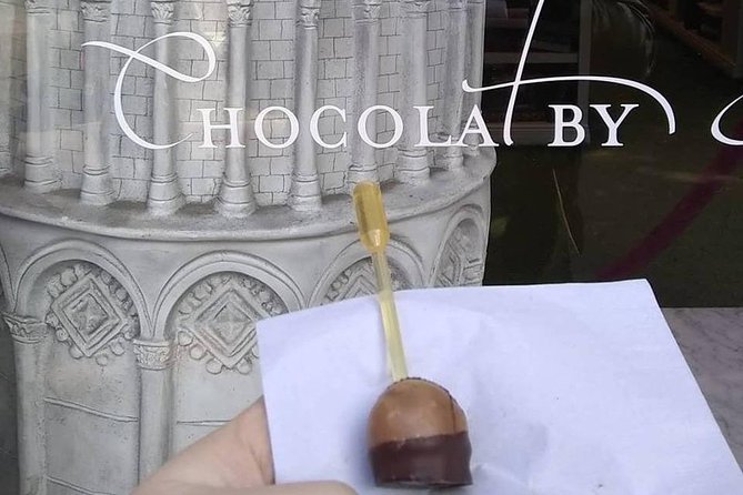 Savannah History plus Coffee and Chocolate Walking Tour - Key Points