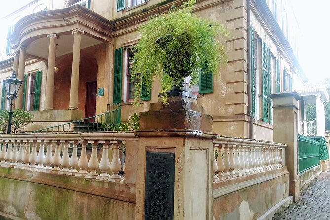 Savannah History plus Coffee and Chocolate Walking Tour - Tasting Local Chocolate and Coffee