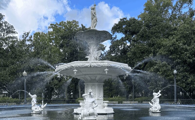 Savannah: History Walking Tour - Exploring the Owens-Thomas House and Slave Quarters