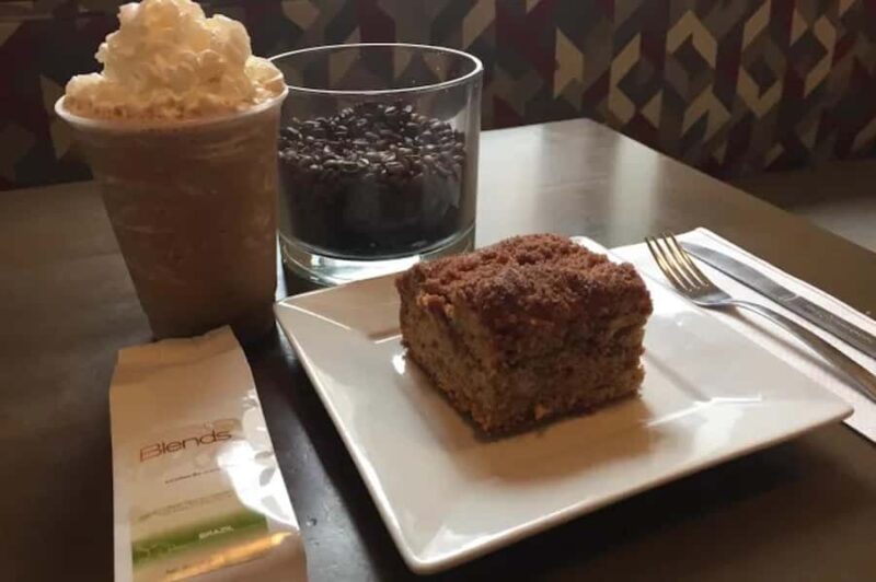 Savannah: Southern Flavors of Savannah Dessert Tour - Starting Point at Johnson Square in Savannah