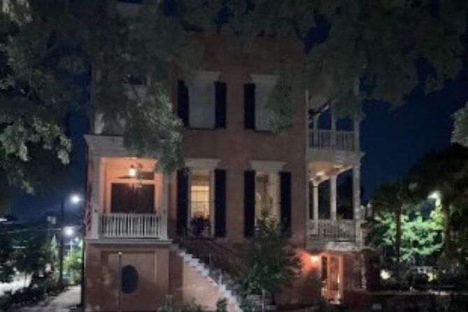 Savannah Terrors Ultimate Dead of Night Haunted Ghost Tour - Accessibility and Group Size Considerations