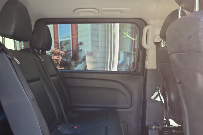 Savannah to Charleston Express Shuttle - Comfortable and Convenient Shuttle Service from Savannah to Charleston for $100