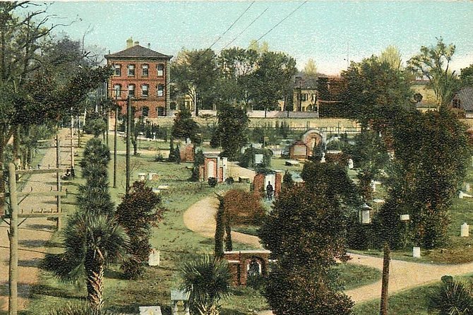 Savannah's Colonial Park Cemetery God's Acre Tour - Comparing Similar Experiences