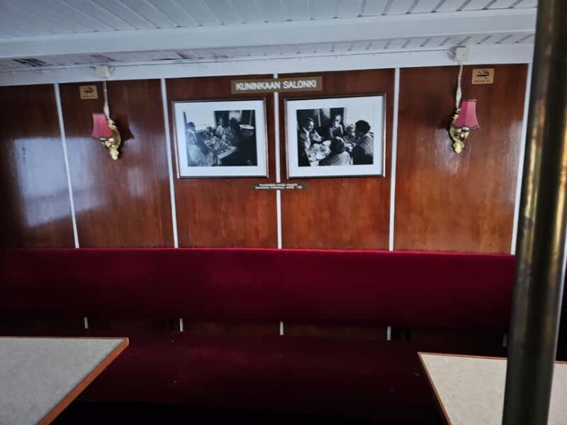 Savonlinna: Canal hopping cruise from Savonlinna to Kuopio - Lake Saimaa’s Serenity and Blue Waters