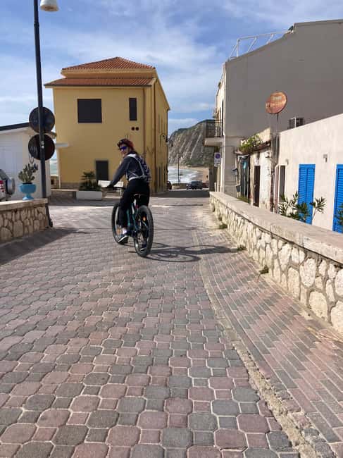 Scala dei Turchi, villages, and street food: a Sicilian e-bike adventure! - Capo Rossello and Monte Rosso: Scenic Landmarks