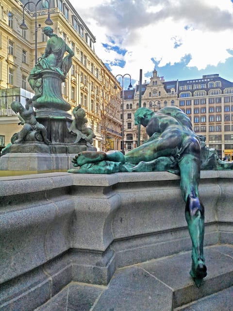 Scandals, affaires & anecdotes in Vienna - Practical Tips and What’s Not Included in the Tour