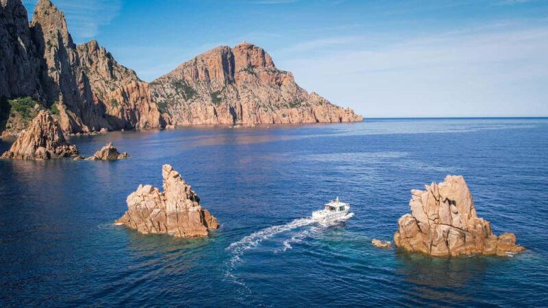 Scandola: check out the nature reserve from Porto (France) - The Local Guide and Tour Experience