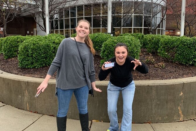 Scavenger Hunt in Chattanooga by Wacky Walks - Explore Chattanooga in a Unique Way with Wacky Walks Scavenger Hunt